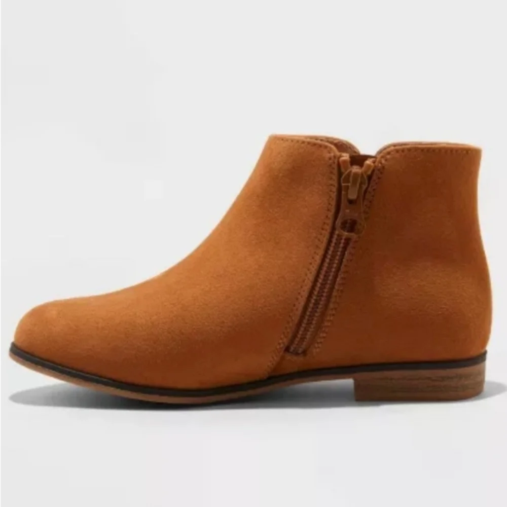 Cat & Jack Girls Opal Cognac Zipper Boots Fall Spring Brown Booties NWT